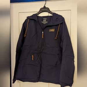 LL Bean women's windbreaker jacket